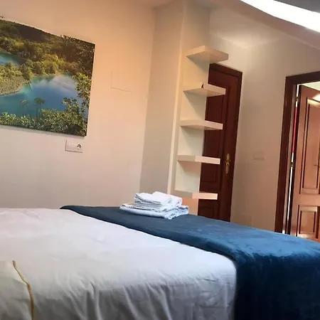 Magnifica Casa Con Garaje Muy Bien Comunicada *