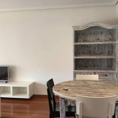 Magnifica Casa Con Garaje Muy Bien Comunicada Appartement