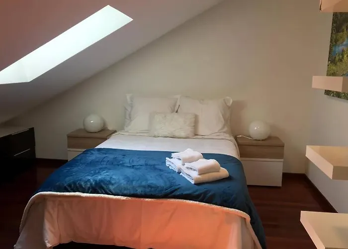 Magnifica Casa Con Garaje Muy Bien Comunicada Appartement