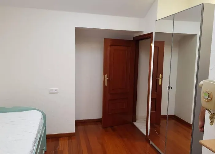 Magnifica Casa Con Garaje Muy Bien Comunicada Apartamento *