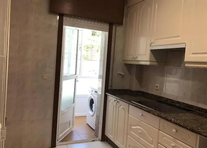 Magnifica Casa Con Garaje Muy Bien Comunicada Appartement Saint-Jacques-de-Compostelle